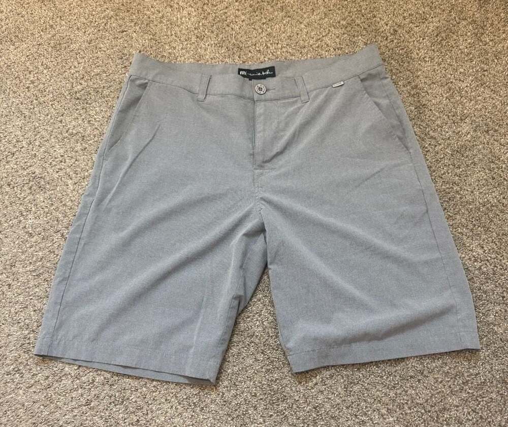 TravisMathew Men's Size 34 Gray Performance Golf Shorts